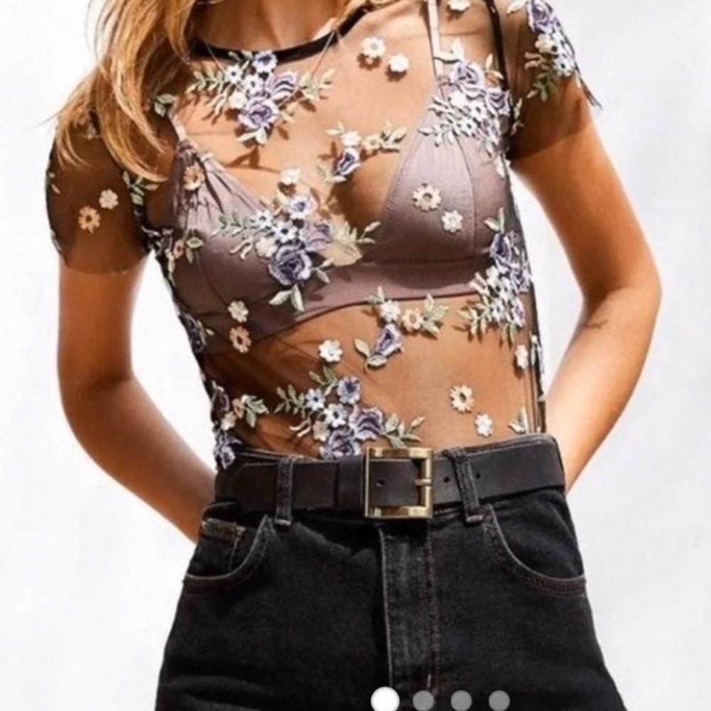 Urban Outfitters Kimchi Floral Mesh Top. 💐 - Picture 2 of 2